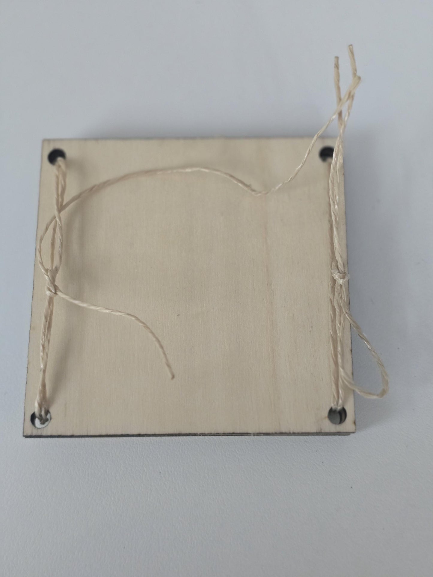 Geldgeschenk aus Holz zur Geburt - Handmade mit Gravur "Alles Gute zur Geburt - Willkommen auf der Welt, kleines Wunder" Geschenkidee